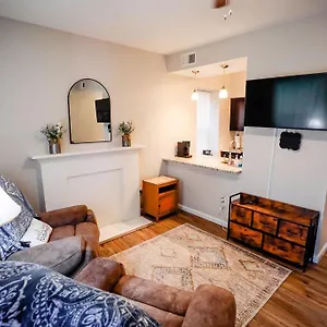 https://cozy-city-getaway-in-the-heart-of-saint-louis.saint-louishotels.com